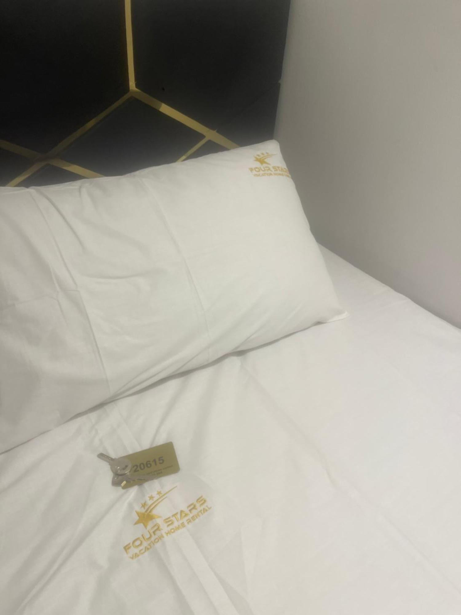 Four Stars Hostel Dubai Luaran gambar