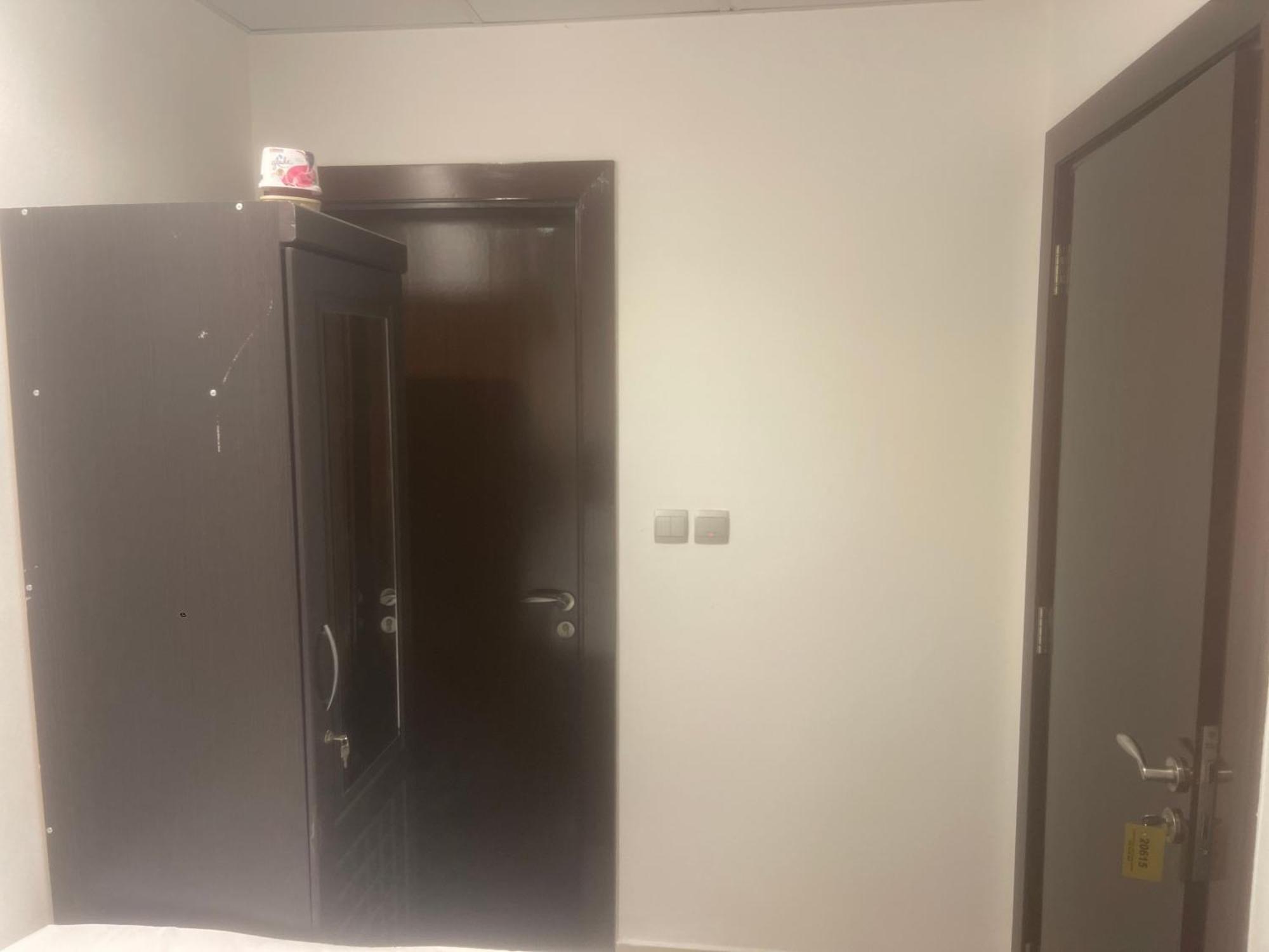 Four Stars Hostel Dubai Luaran gambar