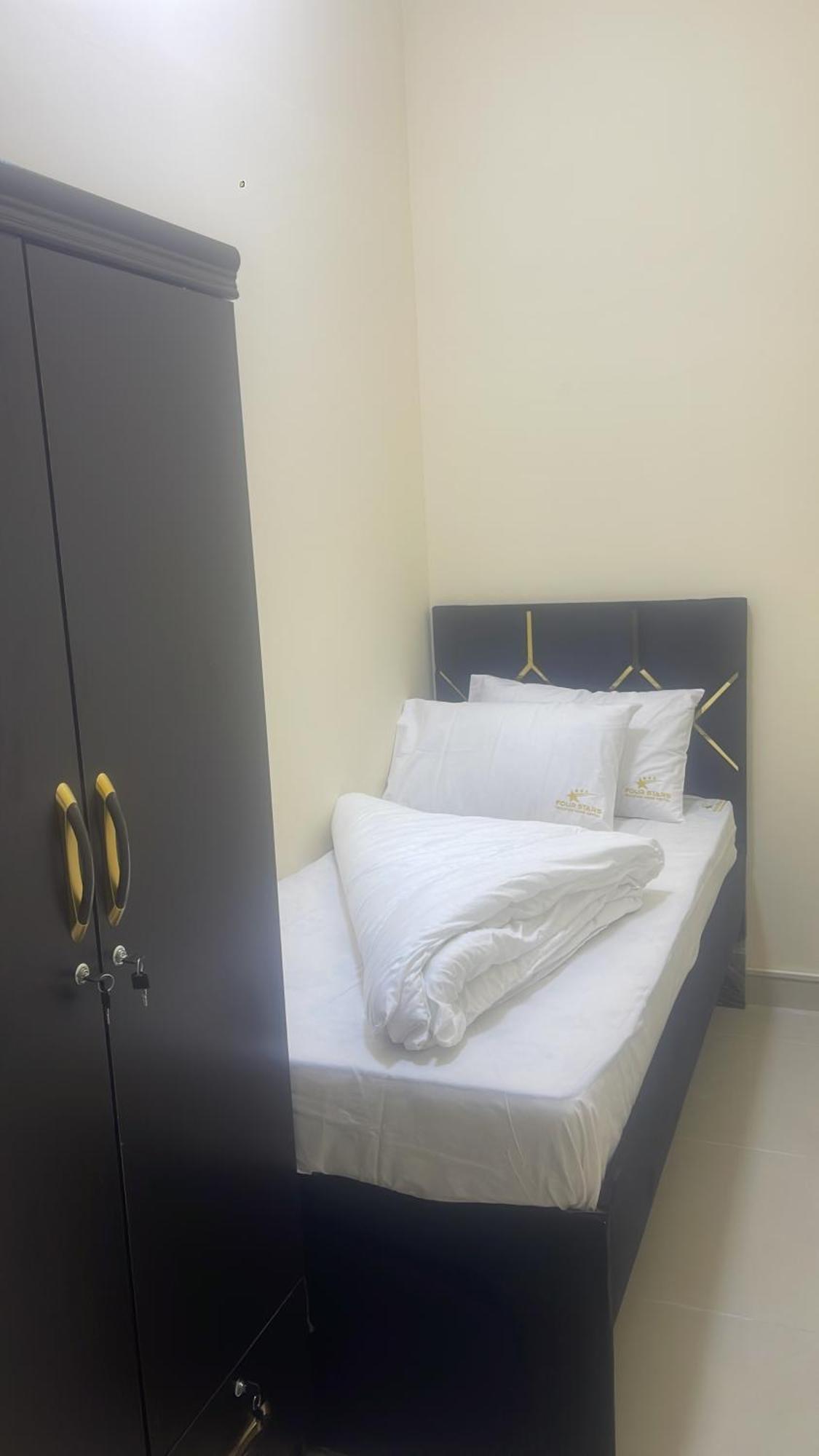Four Stars Hostel Dubai Luaran gambar