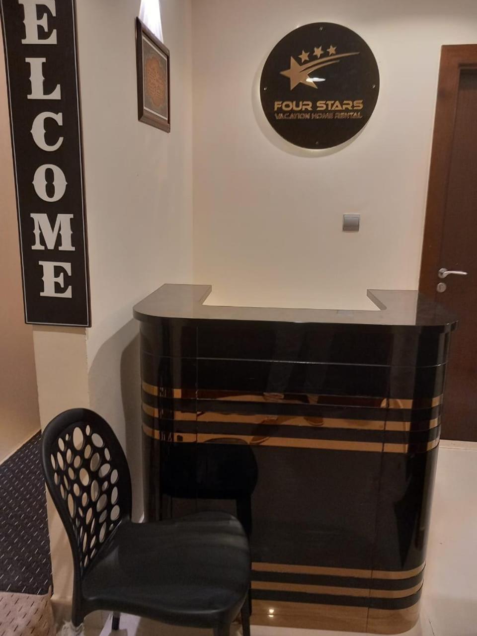 Four Stars Hostel Dubai Luaran gambar