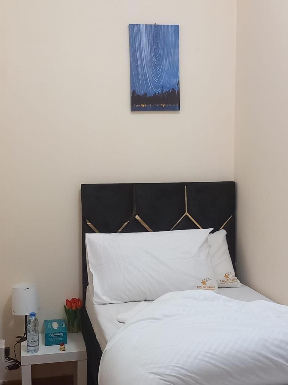 Four Stars Hostel Dubai Luaran gambar
