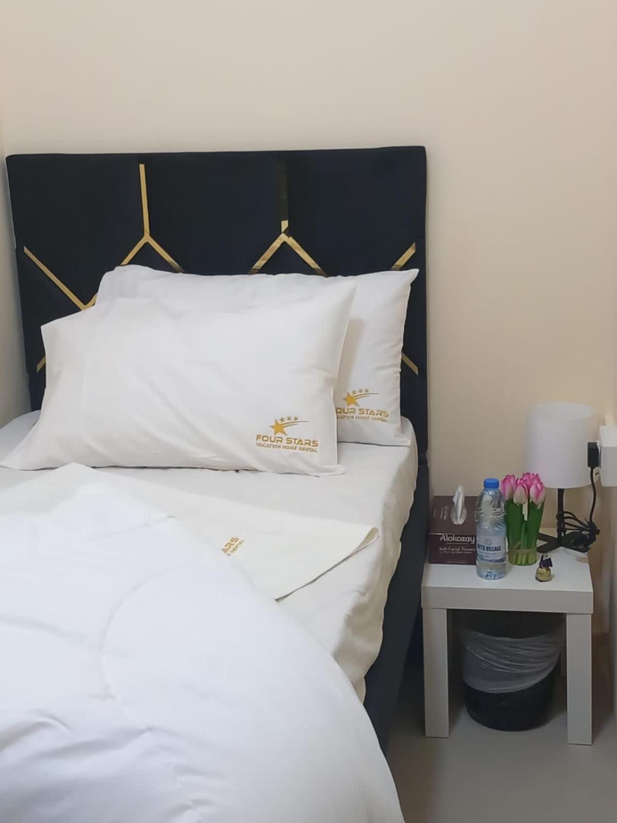 Four Stars Hostel Dubai Luaran gambar