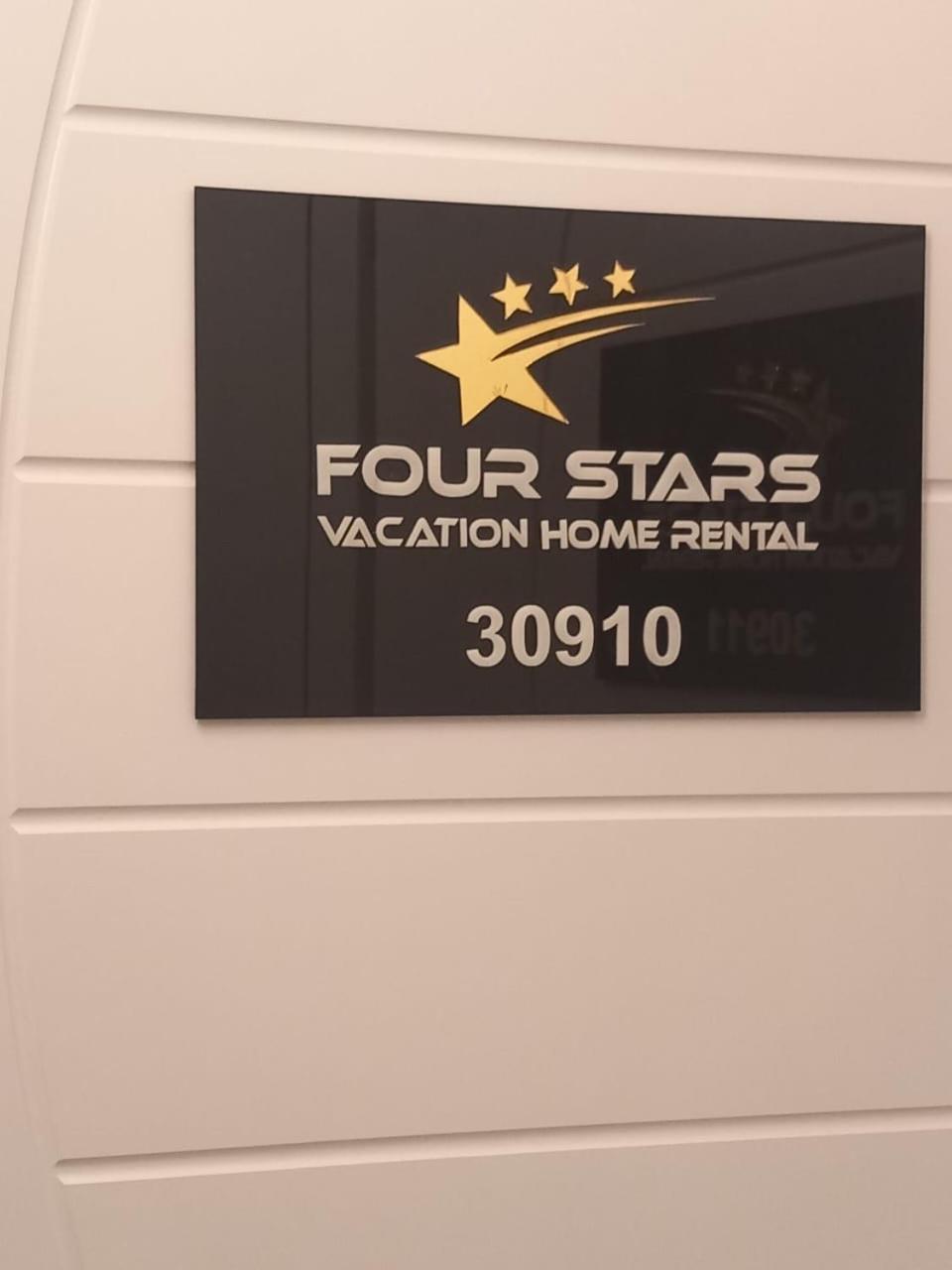 Four Stars Hostel Dubai Luaran gambar