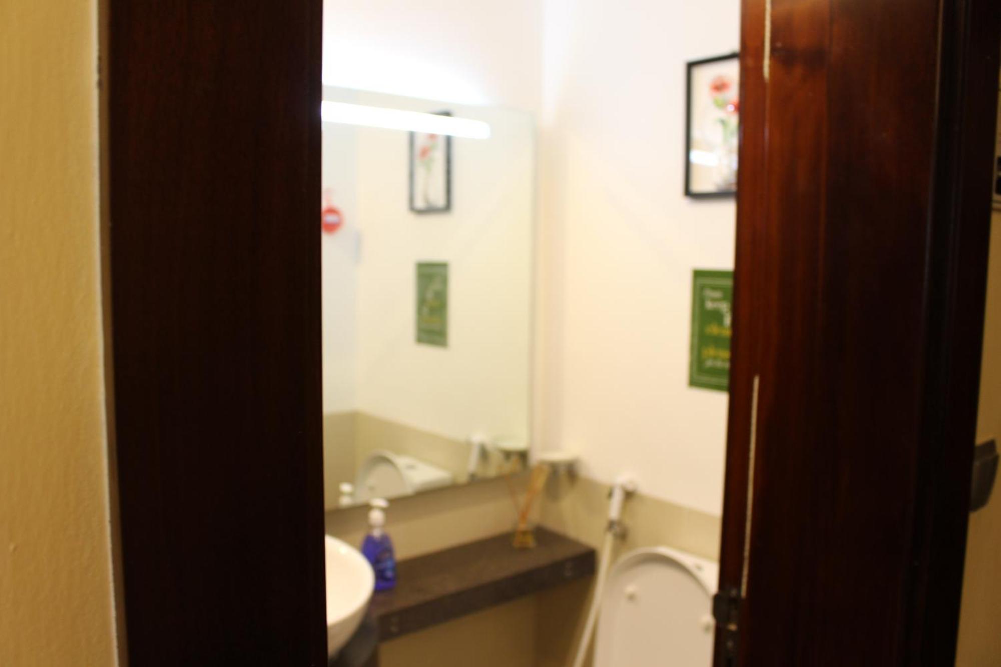 Four Stars Hostel Dubai Luaran gambar